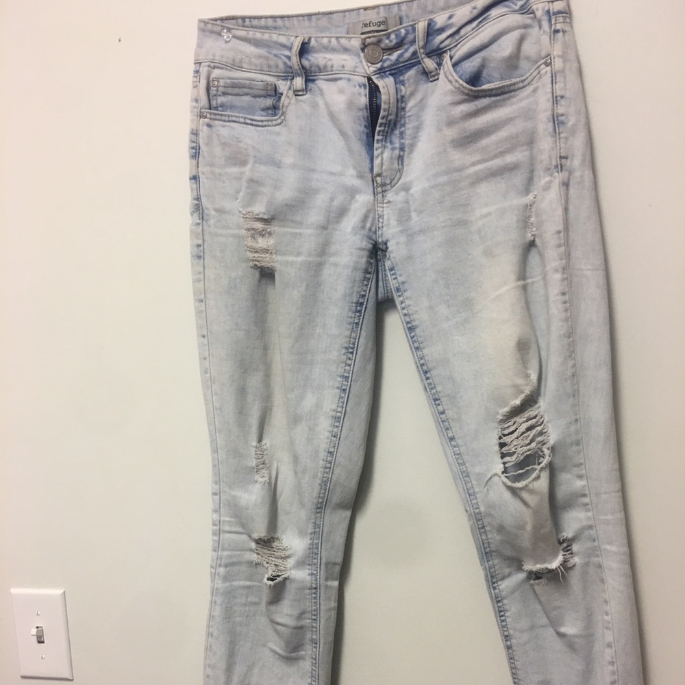 Jean - Picture 2 of 2